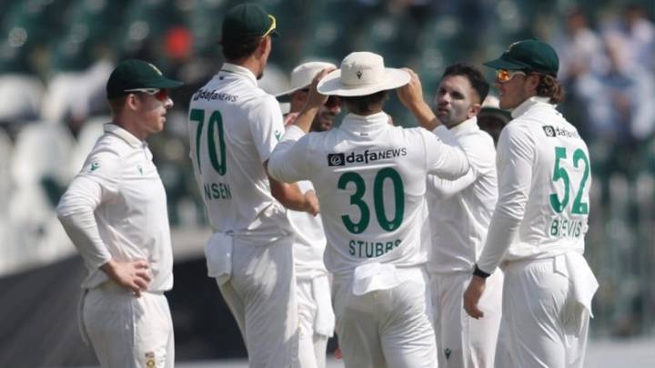 Cricket PAK vs SA 2nd Test 2025 Day 3 Stumps: Senuran Muthusamy, Kagiso Rabada Lead South Africa’s Charge; Babar Azam Gives Pakistan Hope