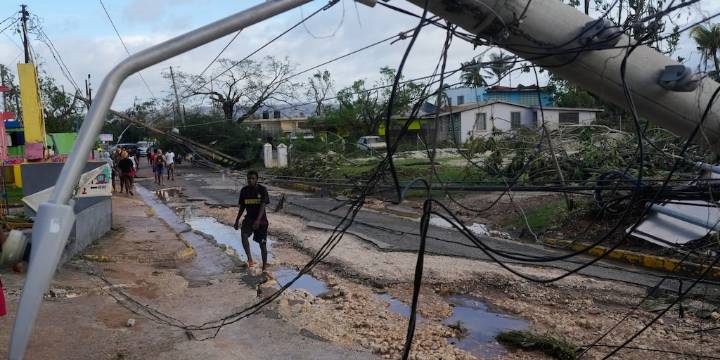Las fotos más impactantes del destructor paso del huracán Melissa por el Caribe