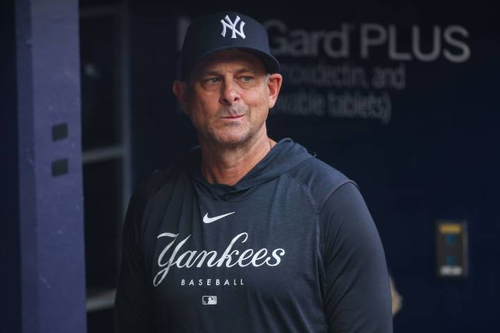 Aaron Boone Claps Back at Blue Jays Announcer Over Yankees Dig With Head