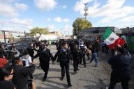Immigration Agents, Protesters Clash In Little Village For 2nd Day In A Row