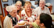 Jerònia Coll cumple 108 años y se convierte en la abuela de Campos
