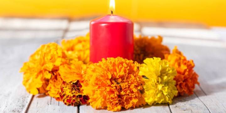 Elabora estas velas aromáticas naturales para tu altar de Día de Muertos