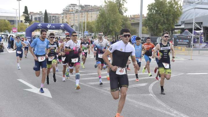 Raúl López y Lily-Cannelle Av se imponen en el Duatlón Cros Ciudad de Huesca