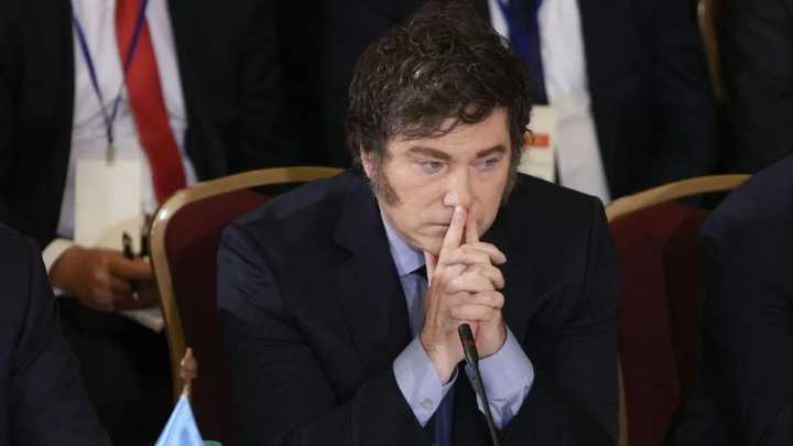"El fracaso de Milei en acumular reservas ha inquietado a los inversores": el diagnóstico del Financial Times