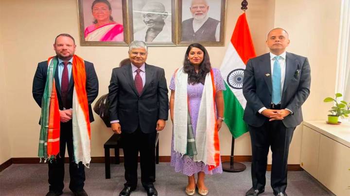 Chinese School to Teach Hindi: India's Envoys Felicitate Educator Education News