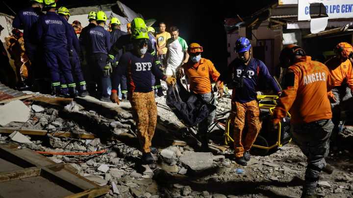 Terremoto de 7,4 sacude Mindanao: Filipinas activa alerta de tsunami y ordena evacuaciones por riesgo costero