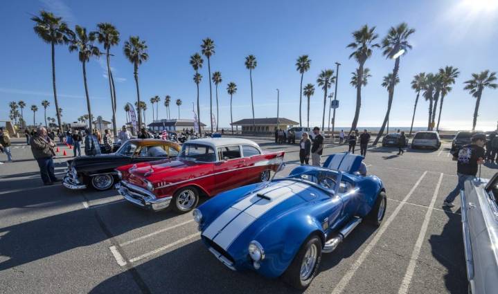Registration is open for In-N-Out car cruise in Redondo Beach