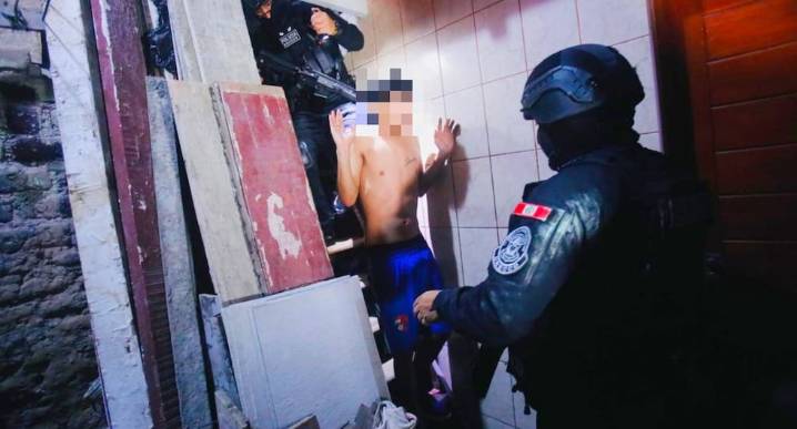 Callao: Policía captura a presunto adolescente sicario estado de emergencia