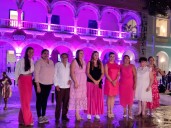 Octubre arranca a ritmo de jazz y el palacio municipal de color rosa