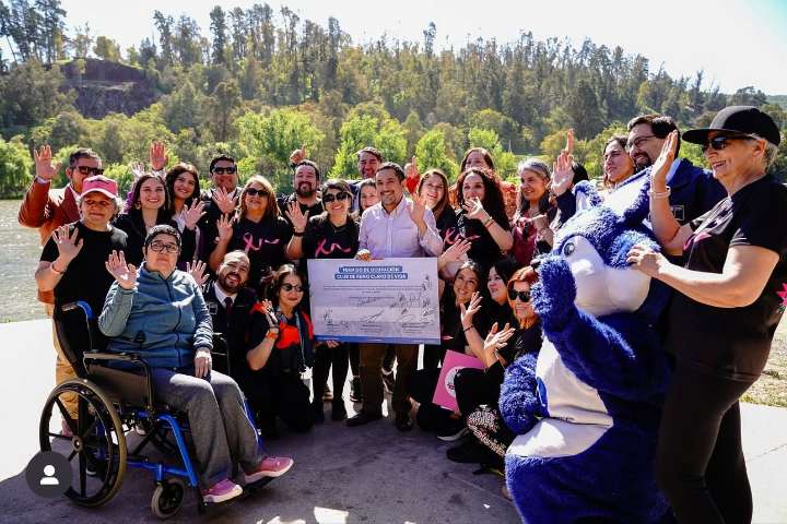 Bienes Nacionales hace entrega de un terreno al Club de Remo “Claro de vida”