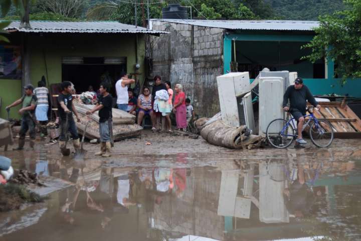 Disturbio tropical provocó que en Huauchinango cayeran 487 milímetros de agua en 72 horas: meteoróloga