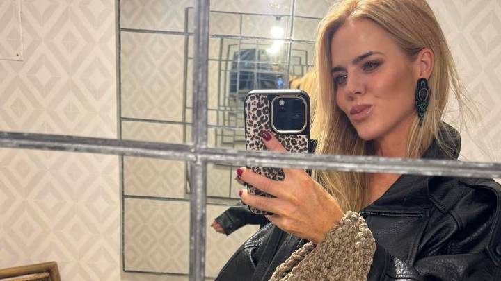 Amelia Bono también se une a la fiebre por la cazadora más viral de Zara (y demuestra cómo llevarla con estilo)