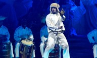 Bad Bunny revela que le hubiera gustado contar con Tego Calderón y Drake en su residencia