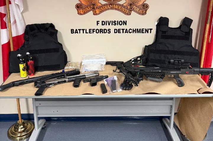 Mounties say man pointed gun at cop before his arrest in North Battleford