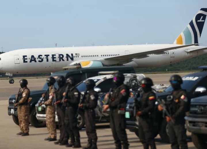217 migrantes venezolanos llegaron  al país procedente de Estados Unidos  este 1 de octubre