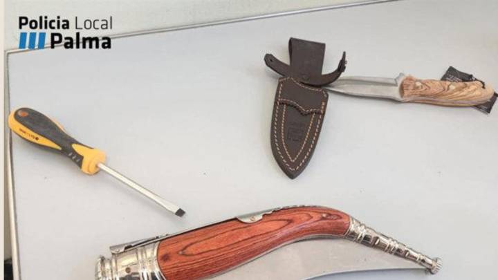 Pánico en un colegio por un estudiante armado con un cuchillo