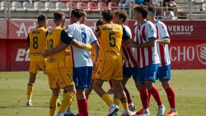 El Alcorcón cae en el Nuevo Mirador pese a su esfuerzo final ante el Algeciras