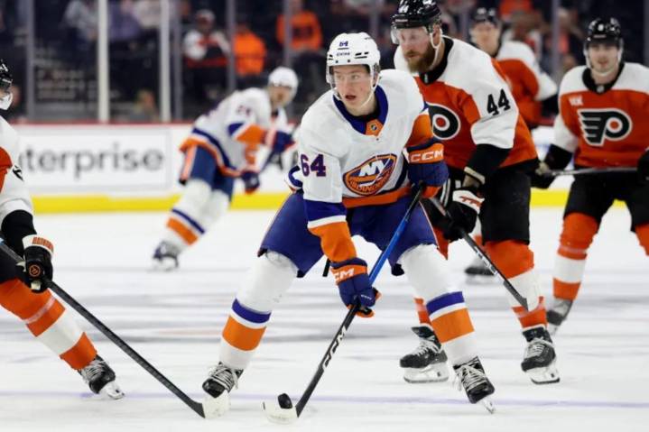 Islanders' Cal Ritchie exits with lower