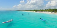Quién es el alcalde de Tulum que prohibió llevar bebidas y comida a la playa