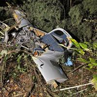 Pilot rescued after plane crash in Orange County woods