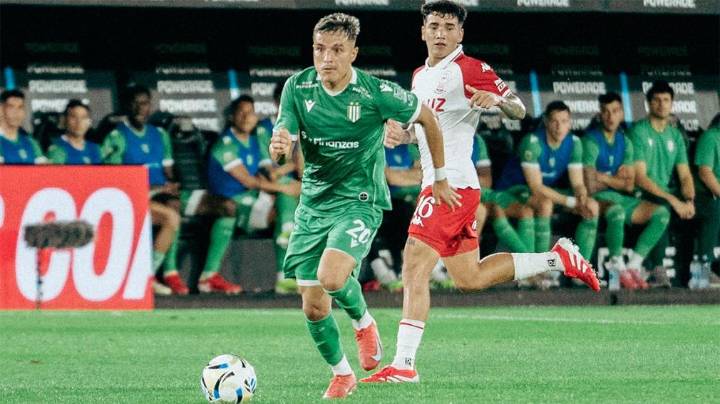 Huracán volvió al triunfo ante Banfield y se metió en zona de clasificación