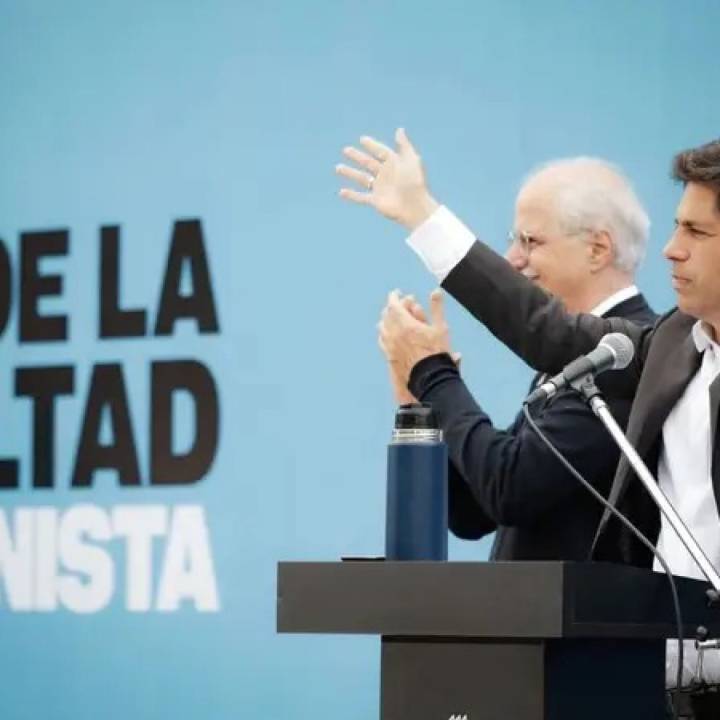 Kicillof: Milei fue a pedir la escupidera al tesoro norteamericano, fracasó