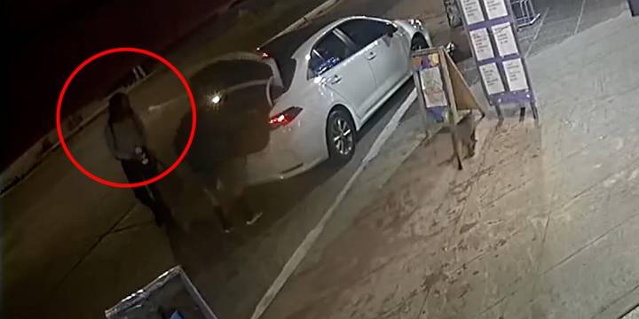Video: así fue el encuentro entre el doble femicida de Córdoba y el chofer que está desaparecido