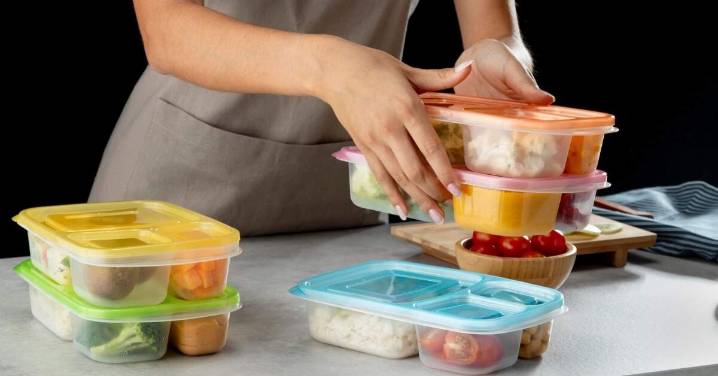 Esto es lo que le pasa a tu salud cuando recalientas tu comida en un tupper de plástico