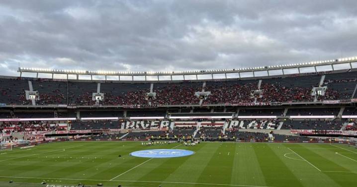 River vs. Sarmiento EN VIVO, minuto a minuto: el millonario va por la recuperación en el Monumental