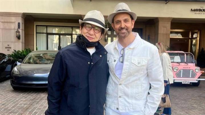 Bollywood Hrithik Roshan Meets Jackie Chan in Beverly Hills; Says ‘My Broken Bones Look Up to Your Broken Bones’ (View Pics)