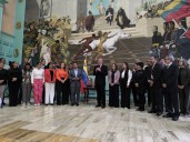 Ejecutivo entrega Presupuesto y Ley de Endeudamiento del 2026 al Parlamento
