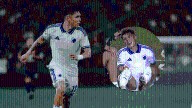 El mexicano Rodrigo Huescas sufre grave lesión en la rodilla; se perdería el Mundial 2026