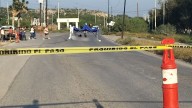 Motociclista muere en aparatoso accidente al estrellarse con camioneta en El Carmen, Nuevo León