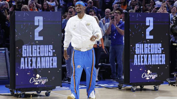 Thunder star SGA’s genuine reaction to NBA championship banner is pure gold