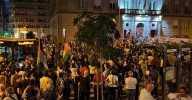 Casi un centenar de personas salen a la calle en Ourense en defensa de la Flotilla
