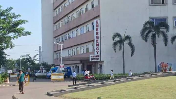 3 arrested for medical student's rape at Bengal hospital; hunt on for 2 more