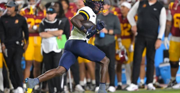 Out of the Blue: Michigan Football vs Washington Preview