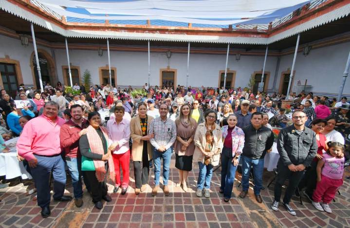 Celebra ayuntamiento de Guadalupe Día Internacional de la Mujer Rural