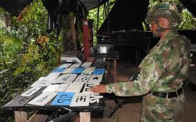 “En Norte de Santander, el Ejército destruyó un laboratorio de cocaína perteneciente al ELN.”
