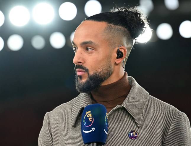 Theo Walcott claims £75m Liverpool star looks ‘an absolute shadow of a player’