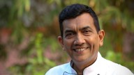'Main Khaane Mein Kamiyaan Nahi Nikalta', Sanjeev Kapoor On Life Beyond the Kitchen