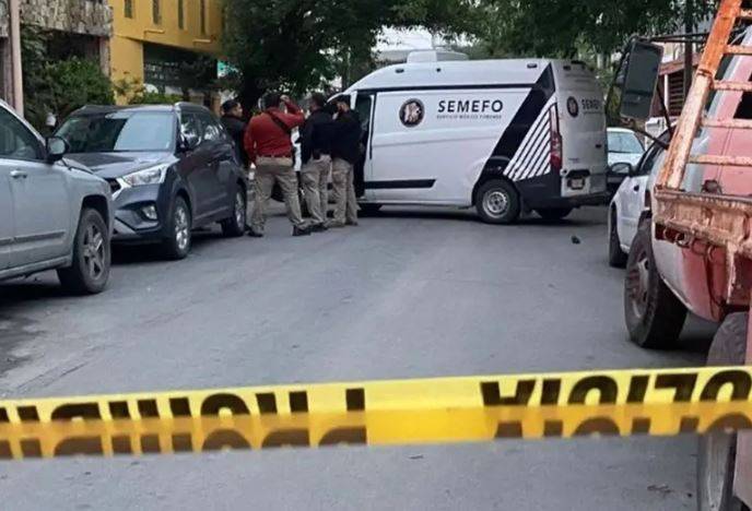 Joven entra a la habitación de su padrastro y lo mata con un cuchillo