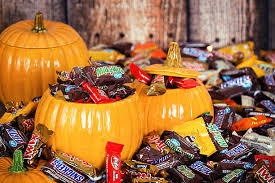 Halloween candy prices soar 10.8% as cocoa costs drive up by shrinkflation