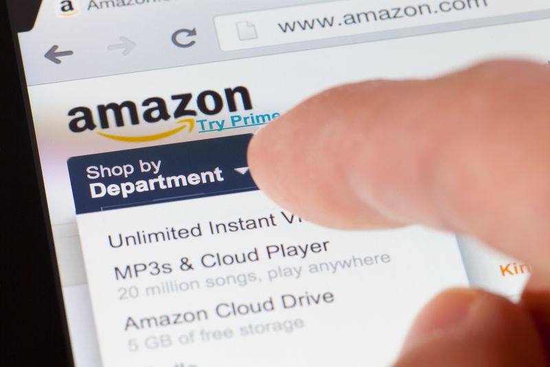 Amazon's cloud unit reports global outage; several websites, apps go down