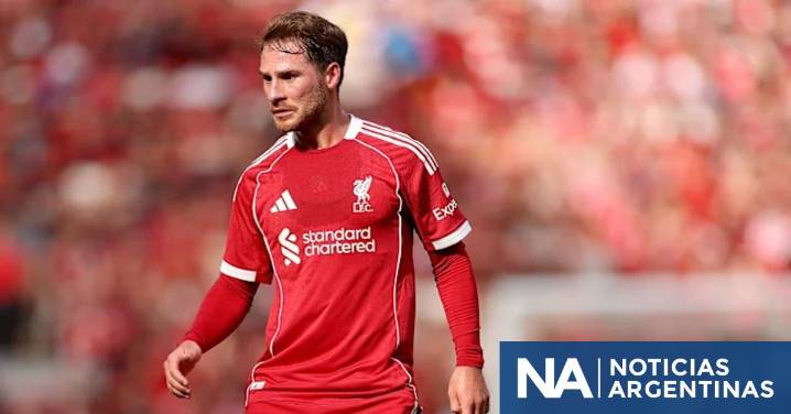 El Liverpool buscará cortar su mala racha en la Premier League ante el Aston Villa del “Dibu” Martínez