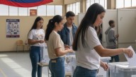 Urnas gigantes y arte urbano: la campaña de la Registraduría para motivar el voto joven en Colombia