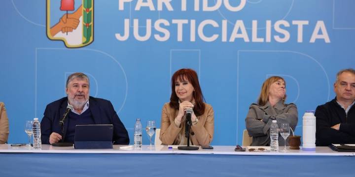 La derrota dejó múltiples focos de conflicto en el PJ y crecen las acusaciones contra Cristina Kirchner