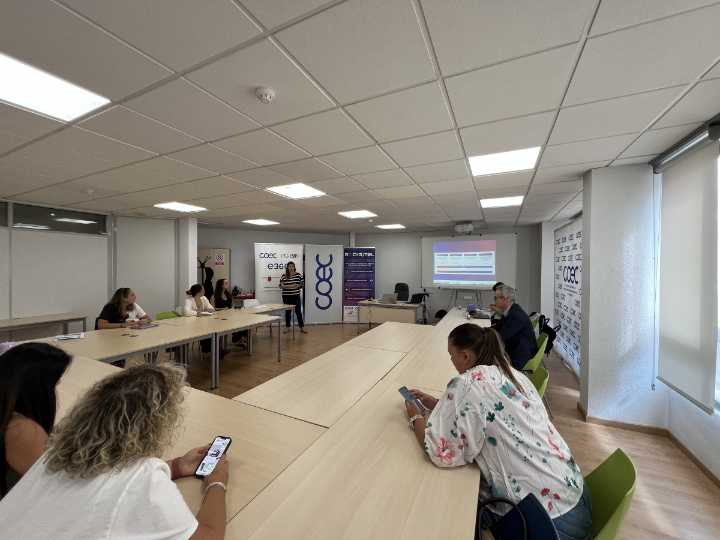 Cartagena | B2DIGIT@L: la aceleradora que democratiza la innovación digital en startups y pymes