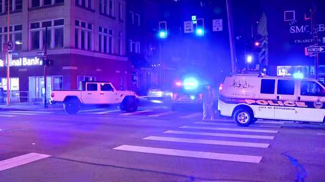 Man hit by car in Pittsburgh's Oakland neighborhood