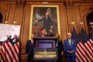 News Wrap: Federal worker union calls for end to shutdown